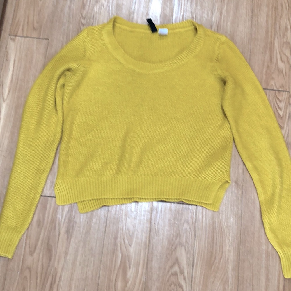 Divided sweater - Picture 1 of 2